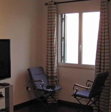 Lobos Bay Камара-де-Лобуш